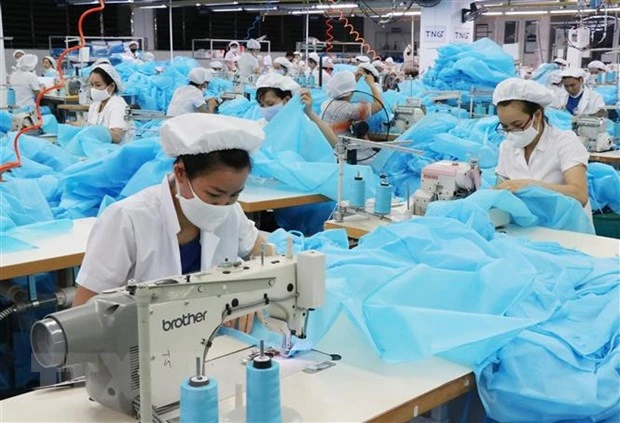 Japanese firm to invest in protective clothing factory in Vietnam ...