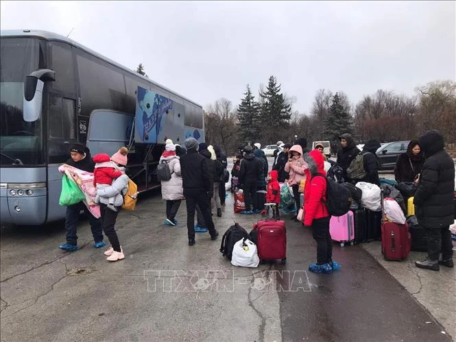 Embassy In Czech Republic Working Hard To Support Vietnamese Fleeing 