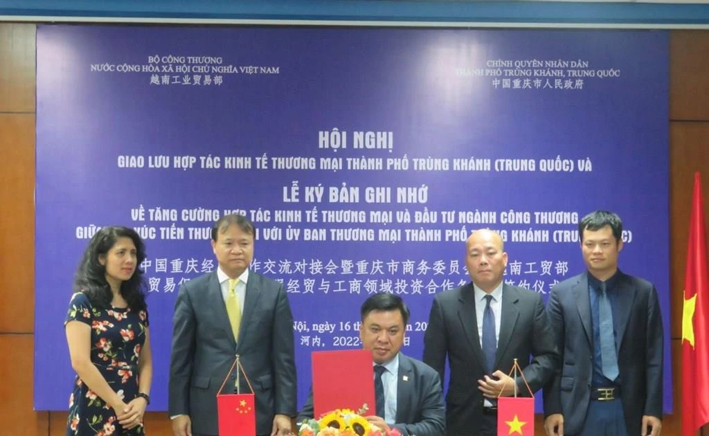 VIETRADE, Chinese city ink MoU to foster economic partnership ...