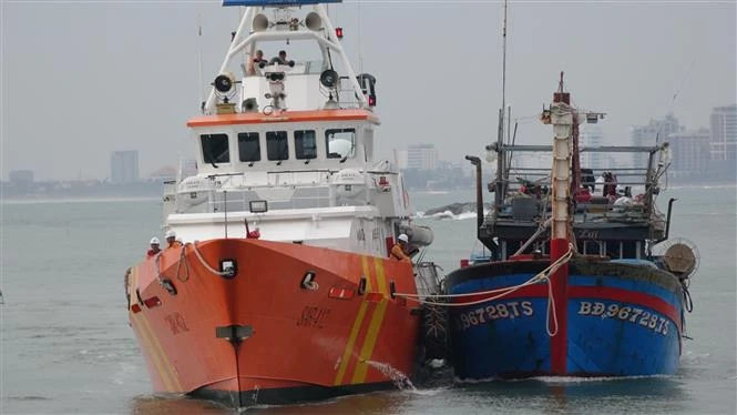 Fishing vessel in distress with 13 fishermen onboard brought ashore ...