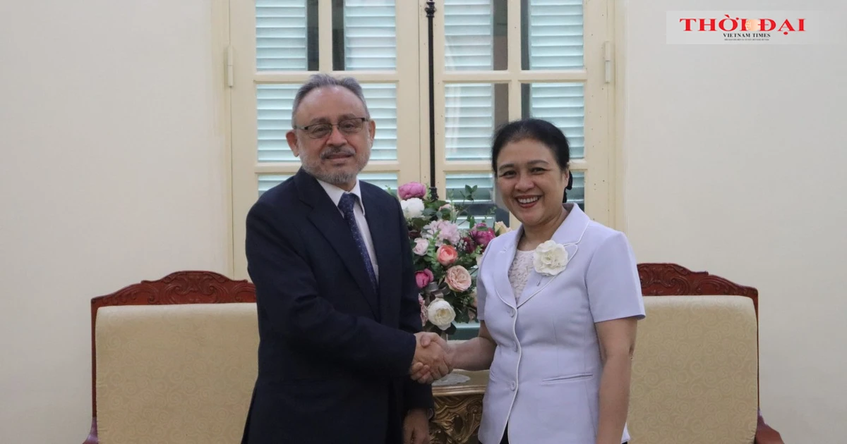 Vietnam, El Salvador Step Up People-to-people Exchanges 