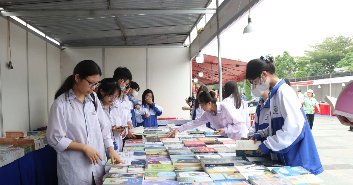 Vietnam Book Day promotes reading culture value Vietnam+ (VietnamPlus)