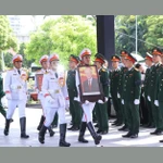越共中央总书记阮富仲追悼会和安葬仪式隆重举行