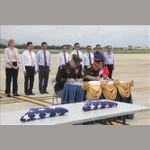 Cérémonie de rapatriement des restes de soldats américains portés disparus pendant la guerre du Vietnam (MIA) à l’aéroport international de Da Nang (Centre). Photo: VNA