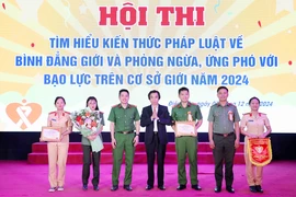 The team from the public security division of Dien Bien district win the first prize of the contest. (Photo: VNA)