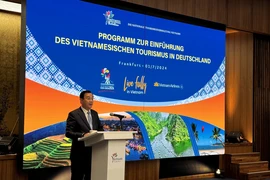 Le directeur de l'Autorité nationale du tourisme du Vietnam, Nguyen Trung Khanh, s'exprime au programme. Photo: VNA