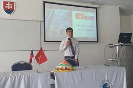 El embajador de Vietnam en Eslovaquia, Nguyen Tuan, en el evento. (Fuente: VOV)