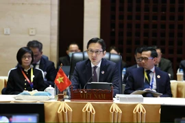 El viceministro de Relaciones Exteriores Do Hung Viet en el evento. (Fuente:VNA)