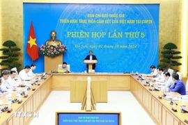 El primer ministro vietnamita, Pham Minh Chinh, habla en el evento. (Fuente:VNA)