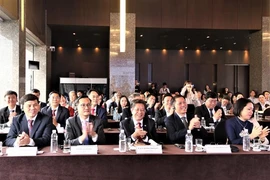 Durante la conferencia de promoción de inversiones de Khanh Hoa - Corea del Sur (Fuente: VNA)