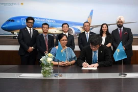 越航与印度伙伴签署合作协议。图自越通社