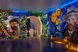 展览通过投影、互动、3D投影等世界上领先的技术，生动地再现了梵高和莫奈两位著名艺术家的名作。图自Art Lighting Experience