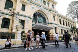 La Oficina Central de Correos, un destino turístico en Ciudad Ho Chi Minh. (Foto: VNA)