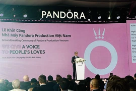 At the groundbreaking ceremony of Pandora Production Vietnam jewelry plant at the Vietnam-Singapore Industrial Park III (VSIP III) in the southern province of Binh Duong’s Tan Uyen city on May 16. (Photo: VNA)