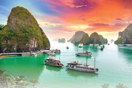 Bahía de Ha Long, uno de los 55 destinos más bellos del mundo