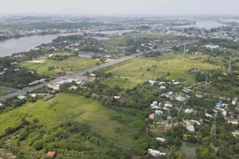 Vista aérea de la isla de Hiep Hoa, donde se implementará el proyecto de área urbana por un valor de unos 2,9 mil millones de dólares. (Fuente: VNA)