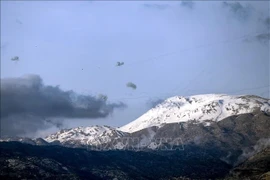 Le système israélien de défense aérienne "Dôme de fer" activé pour intercepter les missiles des forces du Hezbollah au Liban. Photo: VNA