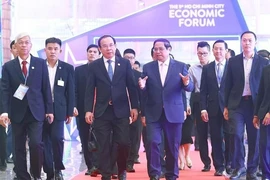 Le Premier ministre au Forum économique de Ho Chi Minh-Ville