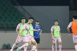 Vietnamese players undergo training in Basra (Photo: VFF)