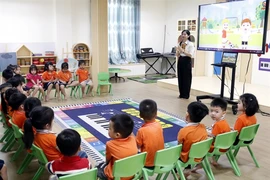 Teachers at Ngo Quyen Kindergarten in Bac Giang city apply AI in their lessons. (Photo: VNA)