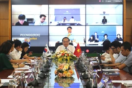 At the meeting (Photo: baotainguyenmoitruong.vn)