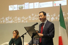 Vietnamese Ambassador to Italy Duong Hai Hung speaks at the forum. (Photo: VNA)