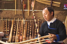 “Khen” panpipes resonate in northwest highlands