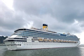 Super cruise ship brings nearly 3,500 int’l tourists to Ha Long