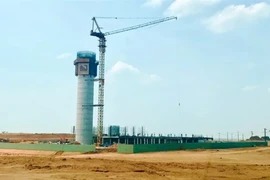 La tour de contrôle du trafic aérien de l'aéroport international de Long Thanh sera achevée et livrée avant le 8 décembre. (Photo : VNA)