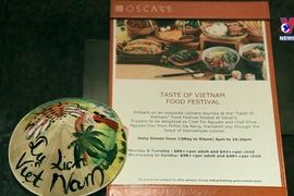 在新加坡推介越南美食 让越南美食走向全世界