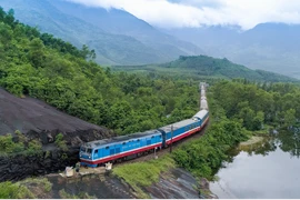 越南最美火车之旅荣获“顺化九大印象旅游产品”殊荣