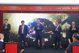 General Secretary of the Communist Party of Vietnam Central Committee To Lam (C) and other delegates at the opening ceremony of Hanoi – Kuala Lumpur direct air route of Vietjet Air on November 23. (Photo: VNA)