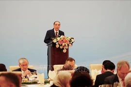 Former General Secretary of the Communist Party of Vietnam Central Committee Nong Duc Manh speaks at the conference marking the 70th anniversary of the Five Principles of Peaceful Coexistence in Beijing, China, on June 28. (Photo: VNA)