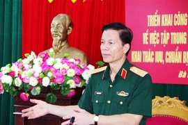 Lieutenant General Nguyen Trong Binh, Deputy Chief of the General Staff of the Vietnam People's Army, speaks at the conference. (Photo: VNA)