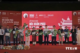 Bui Xuan Phai Awards honor Hanoi’s lovers