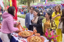 Int’l culinary festival connects global friends