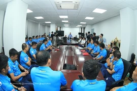 The training course to improve VAR refereeing has been taking place in Hanoi. (Photo VFF)