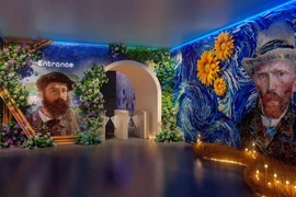 Works by Van Gogh, along with nearly 100 paintings from the "founder" of impressionist painting Claude Monet will be displayed at the exhibition. (Photo courtesy of Art Lighting Experience) 