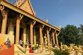 Pagoda de los jemeres en la Aldea de Cultura y Turismo de las Etnias de Vietnam. (Fuente: Nhan Dan)