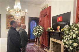 El Partido Comunista de Argentina fortalece relaciones con Vietnam