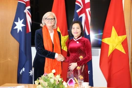 La vicepresidenta de la Asamblea Nacional de Vietnam, Nguyen Thi Thanh, y la gobernadora general de Australia, Samantha Joy Mostyn. (Fuente: VNA)