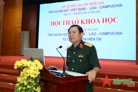 越南人民军总参谋长、国防部副部长阮新疆上将在学术研讨会上发言。图自《人民军队报》