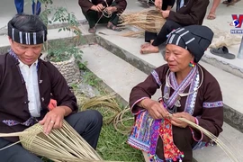 Basketry craft: A pride of Lu ethnic people