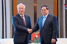 Vietnamese PM receives Chinese Vice Premier in Beijing