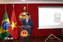 Vietnamese Ambassador to Brazil Bui Van Nghi speaks at the ceremony. (Photo: VNA)