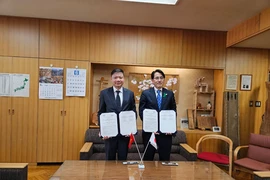 Vietnam and Japan sign an MoU on enhancing forest management collaboration. (Photo: VNA)