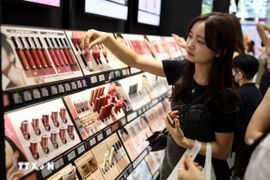 RoK cosmetics firms are eyeing to break into the Vietnamese market. (Photo: Yonhap/VNA)