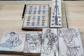 Youth seeking to revive traditional woodblock craft village