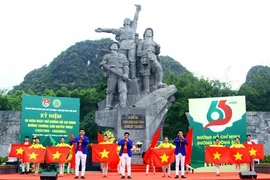 На мероприятии, посвященном 65-й годовщине дороги Чыонгшон – тропы Хо Ши Мина. (1959-2024 гг.) в провинции Куангбинь. (Фото: ВИA)