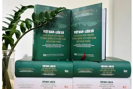 Книга выпущена по случаю государственного визита во Вьетнам президента Владимира Путина, который проходит 19-20 июня. (Фото: ВИA)